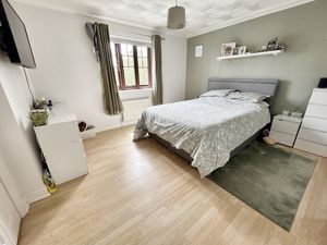 Bedroom- click for photo gallery